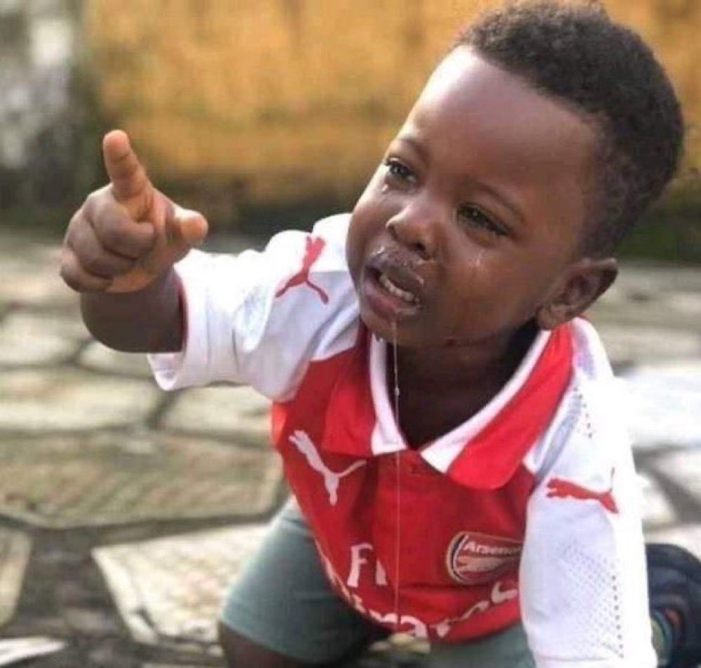 I bought something online and vendor replied “Thank you sooo much”

My mind: Vendor don scammm me😭😭