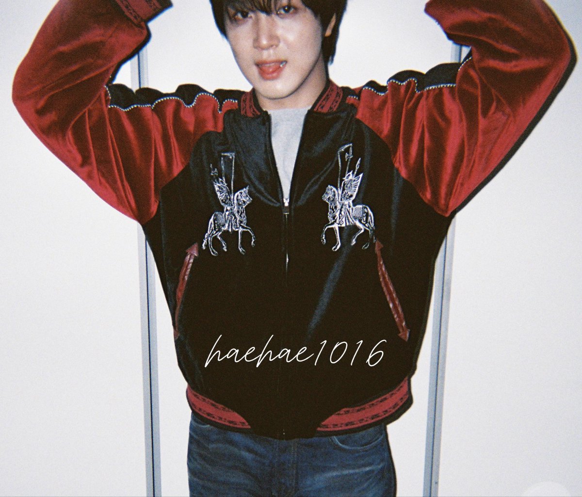 xneojunx's tweet image. THE LIL TONGUE??? AEGIBEAR OF THE WORLDDDDDD 😭😭🤏