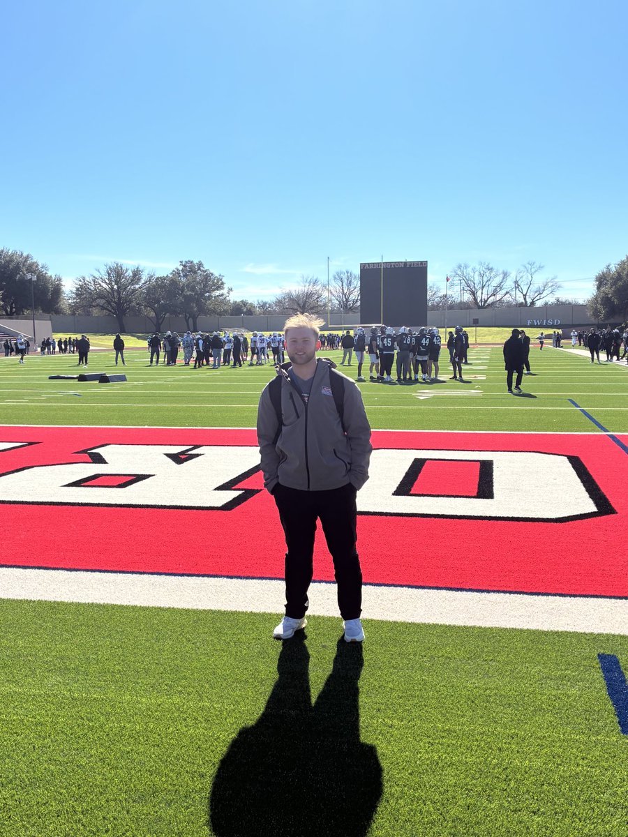 Tracking Football tweet media