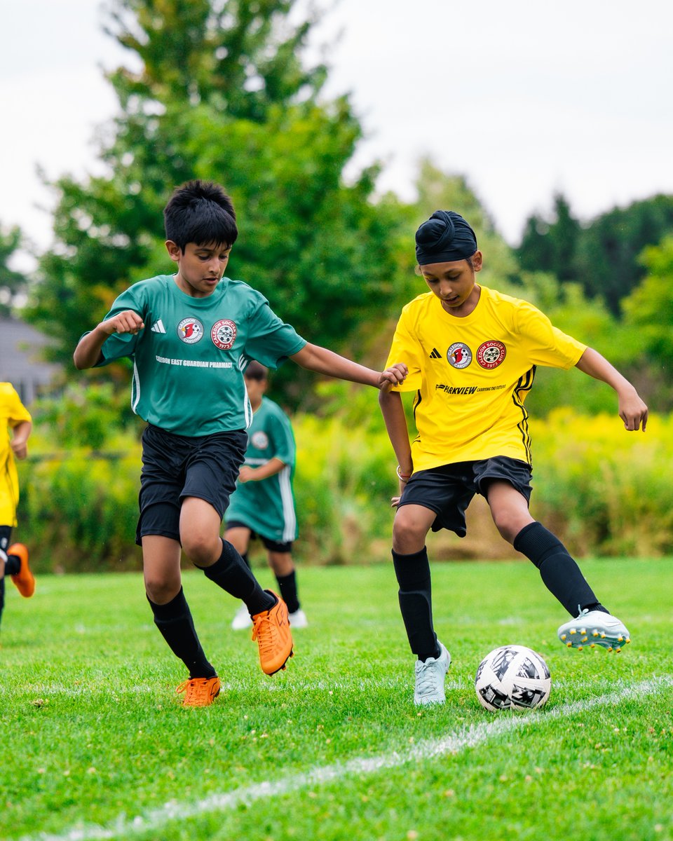 CaledonSC's tweet image. Young athletes giving it their all — every rep, every touch. ⚽🔥

#CaledonYouth #CaledonSports