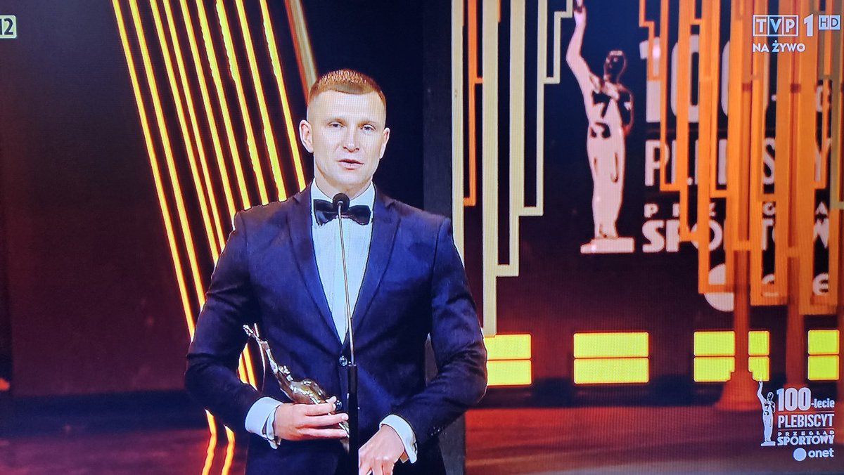 RingBlog.pl 👊 tweet media