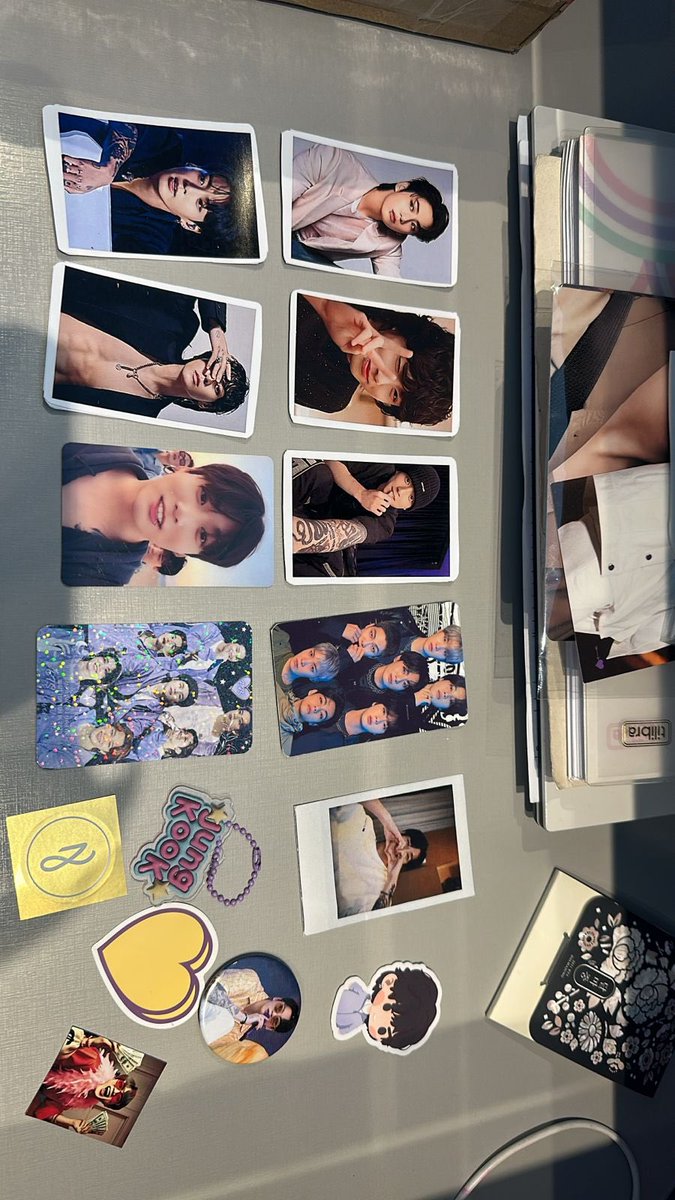 jacklovit's tweet image. Minha negociação com a @raissajeon97 foi super tranquila, chegou tudo direitinho e com muitos brindes! Pretendo comprar novamente! Recomendo. Muito obrigada Rah!