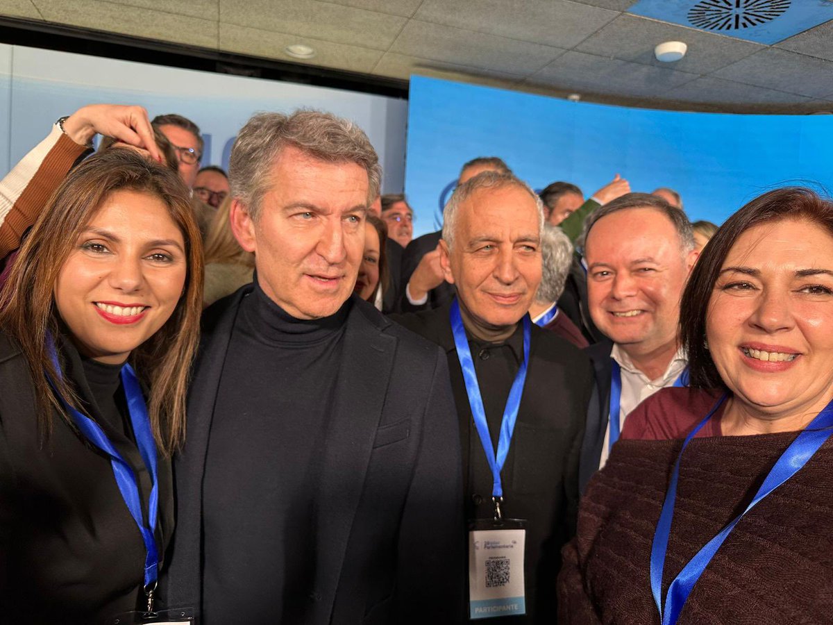 pp_ceuta's tweet image. 🔵 POR LO IMPORTANTE

Alberto Núñez Feijóo representa el trabajo constante, serio y firme por devolver a España al lugar del que nunca debió moverse: una nación fuerte, respetada, estable y con rumbo.

España necesita liderazgo, proyecto y responsabilidad. 

#PorLoImportante…