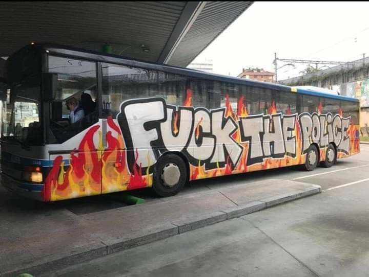 Antifa_Ultras tweet media