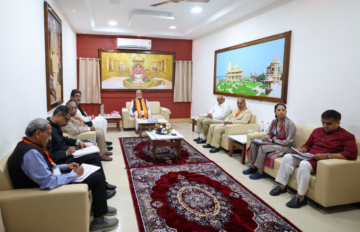 narendramodi's tweet image. In Somnath this evening, chaired a meeting of the Shree Somnath Trust. We reviewed various aspects relating to infrastructure upgradations in the temple complex and ways to make the pilgrimage to Somnath even more memorable.