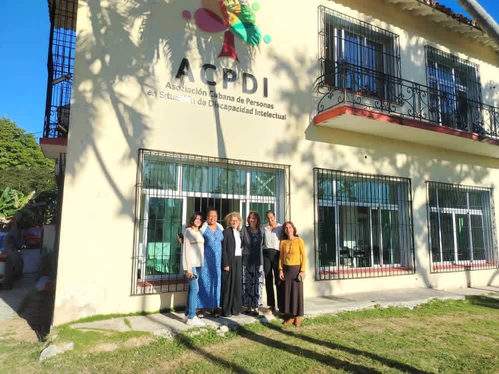 ACPDI_Cuba's tweet image. Funcionó en nuestra sede nacional de #ACPDI 🇨🇺 Taller sobre experiencias sensoriales     en conjunto con la Universidad de Montfort, preliminares para un proyecto de cooperación entre ambos países que beneficiará los asociados y las universidades de Granma y Holguín.❤️
@CubaMES