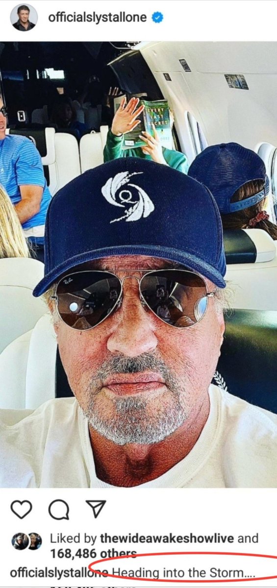 DutchForce17's tweet image. Heading In To The Storm...

We see Sylvester Stallone, rockin’ out with a “Q” hat 🧢
See 👀 at the blue arrow
Notice 👀 woman’s right hand
⬇️🧵
Image
Closer picture we recognize who the mysterious woman is
None other than Queen of People’s Hearts Diana
⬇️

#TheStormHasArrived