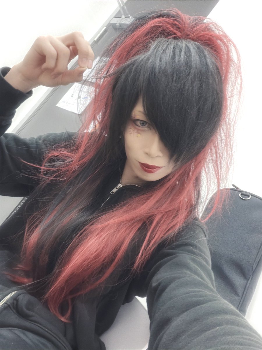 lessfear_haru's tweet image. 袴着用前