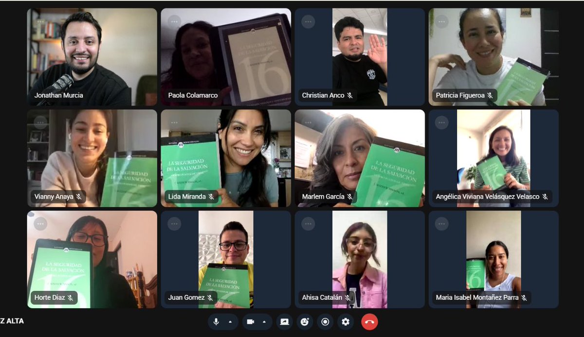 Ya iniciamos el año leyendo en nuestra comunidad Pensamiento Cristiano. La seguridad de Salvación. Cuatro puntos de vista. Editorial CLIE.

Me encanta esta serie, como siempre le digo a mis estudiantes, hay que leer contrastado, un estudiante de teología maduro, primero estudia