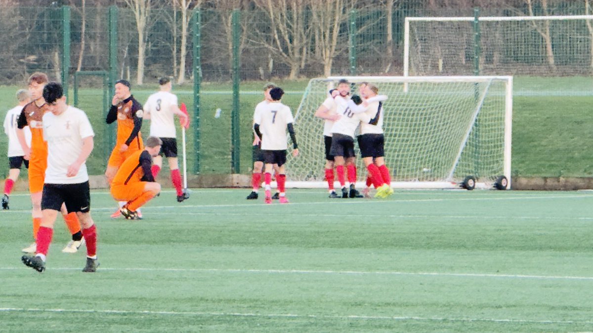 ALSP8's tweet image. 90 +4 and @Redheugh1957 equalise with last kick off the game @HeddonUnitedFC 1-1 GR1957 @nfalliance1890 D3