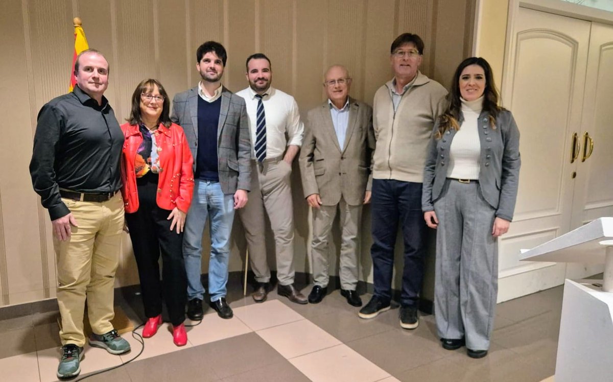 AltPenedesAC's tweet image. Ahir al vespre, @CatalunyaAC va celebrar una jornada formativa per la nostra comarca @AltPenedesAC i l’@AnoiaAC, centrada en la gestió sanitària i les relacions amb l’Administració en l’àmbit municipal.

Un acte molt profitós i molt ben organitzat, com sempre. Gràcies a…