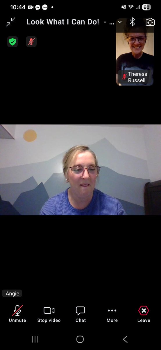 @AngieCriss07220 for the win sharing technology resources that work for her school at the <a href="/KedcARTS/">RENAISSANCE Grant</a>
Ed Tech Unleashed conference!! Thanks so much !!!