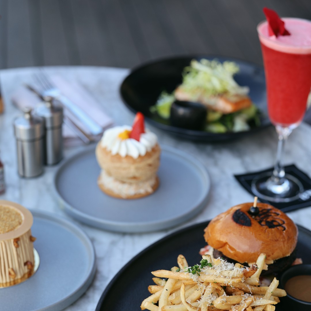 THEBlvd Restaurant & Lounge tweet media