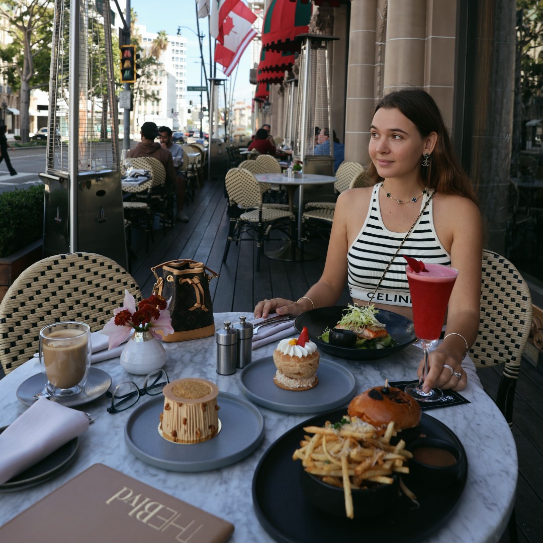 THEBlvd Restaurant & Lounge tweet media