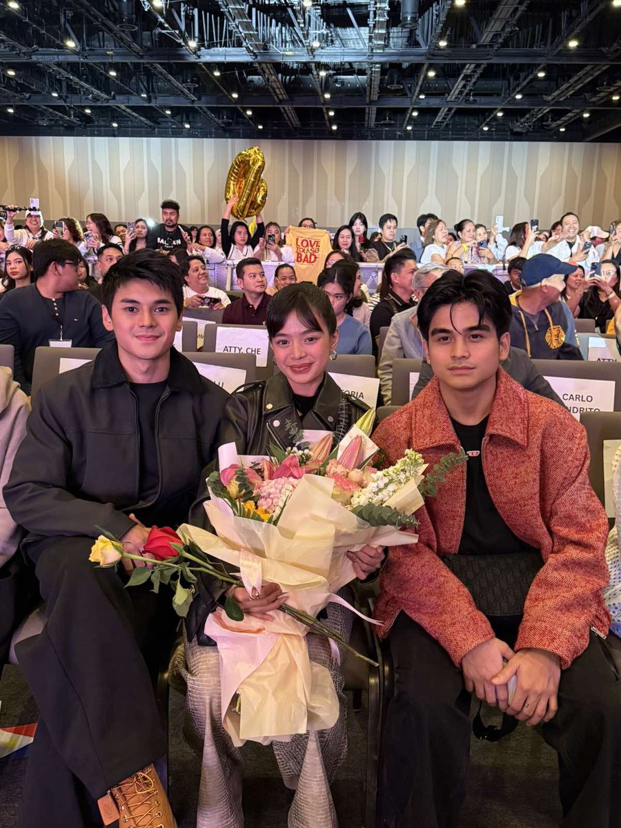 Sparkle GMA Artist Center tweet media