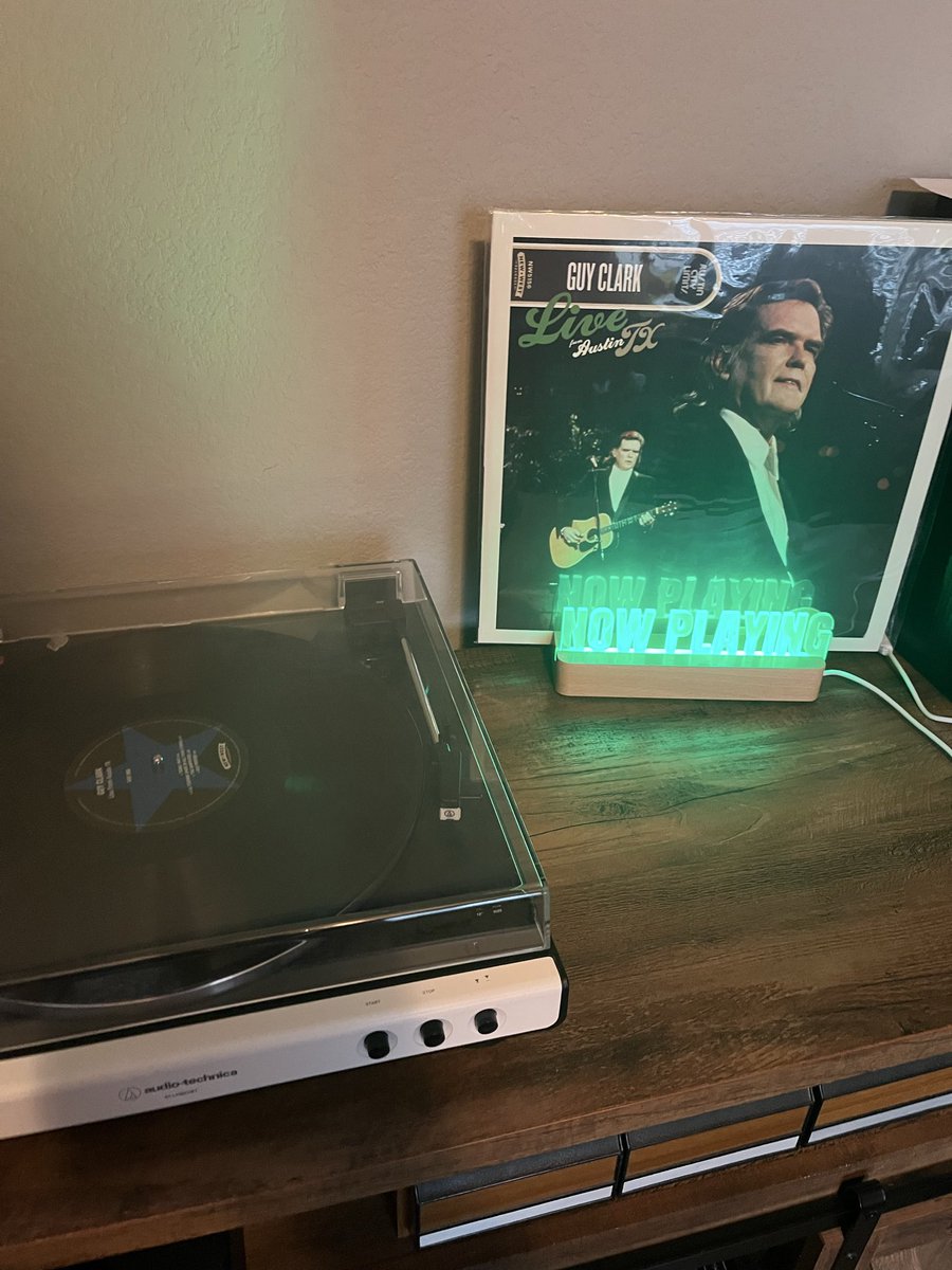 A great way to start a Saturday morning!
Guy Clark
Live at Austin City Limits
Recorded Nov. 10th 1989