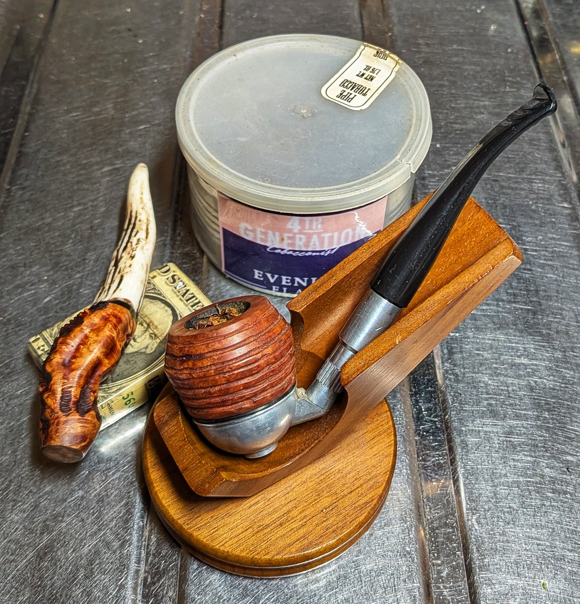 Fahrenheit916's tweet photo. 今宵の〆
#パイプ #pipe #pipesmoking https://t.co/c2dUEKbpLy