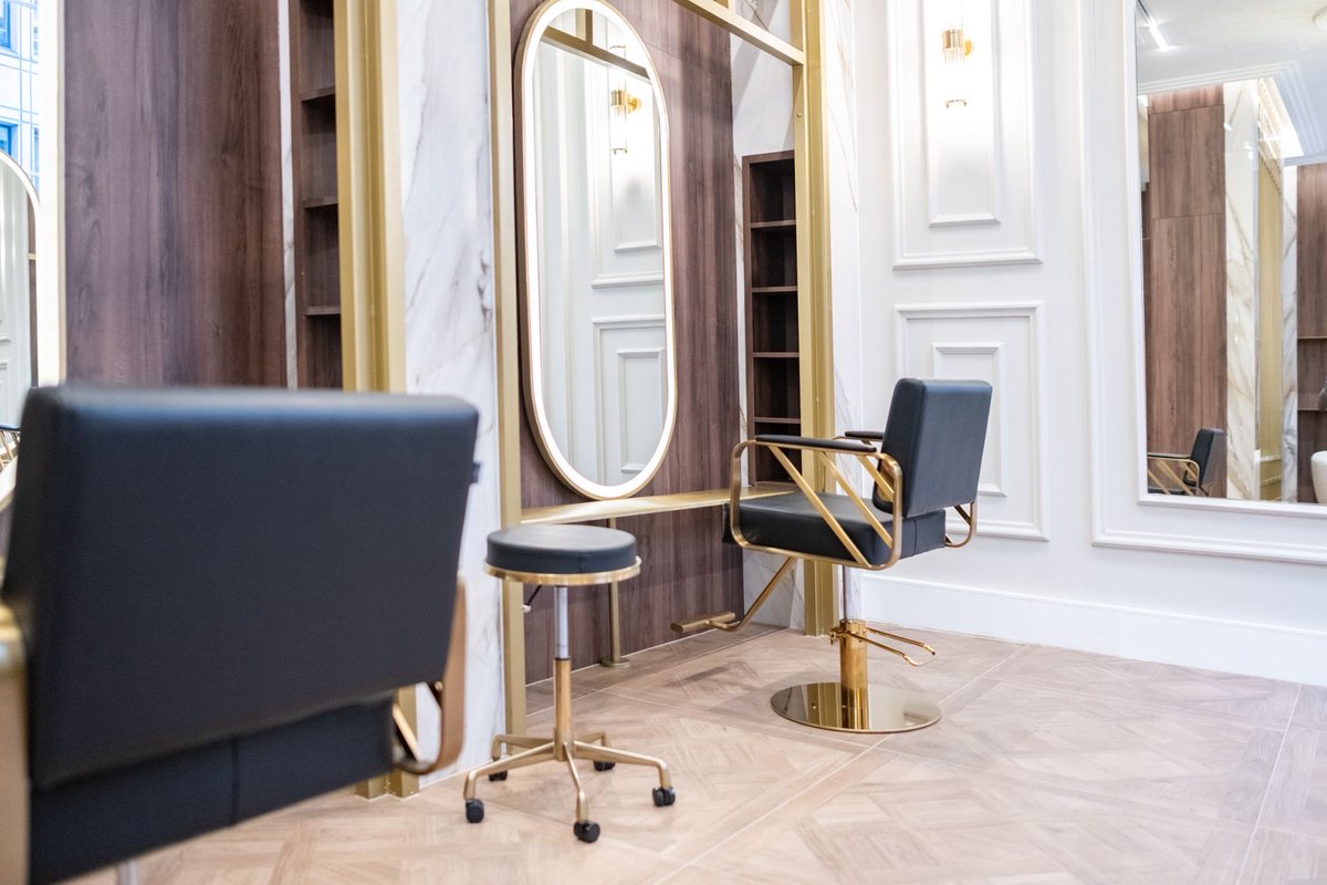 WSHairPro's tweet photo. A new chapter.
Queen Street, EC4.

Designed for calm, precision, and discretion in the heart of the City. https://t.co/f0i1q3sY81