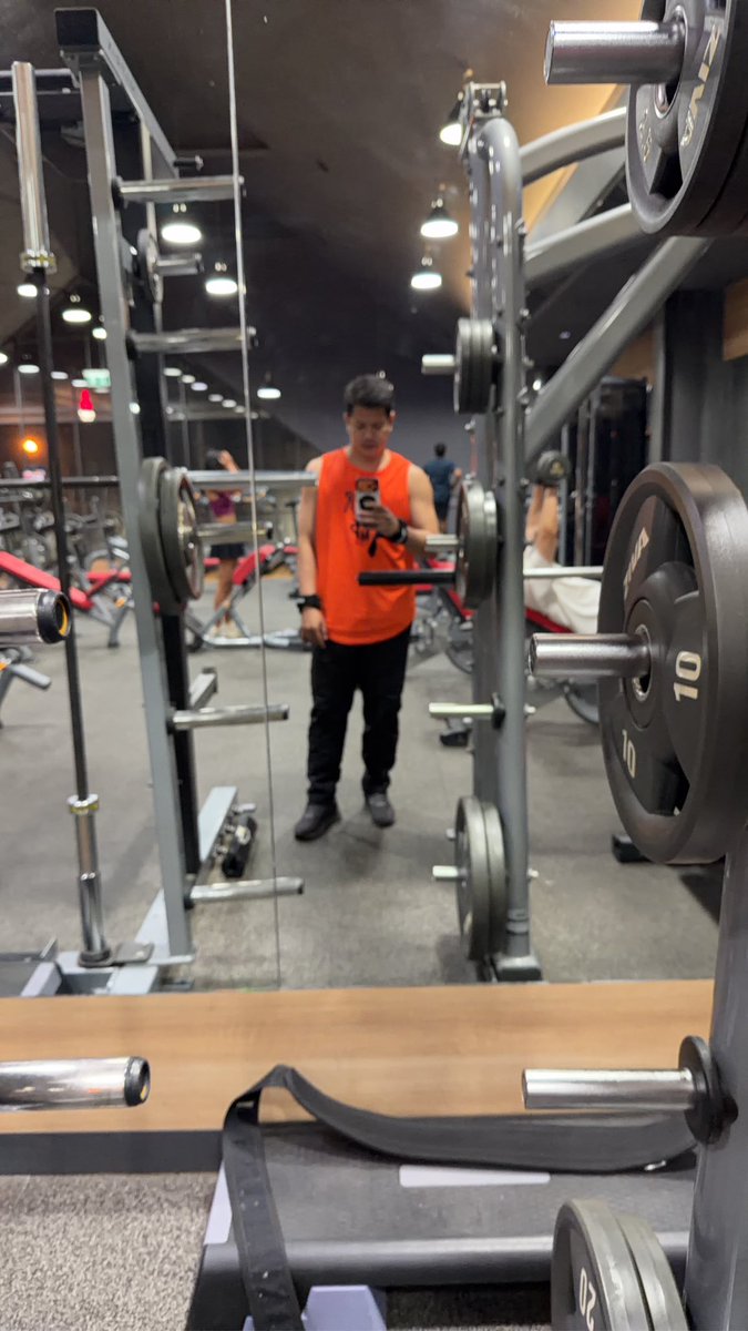 full_head's tweet image. หนาวว