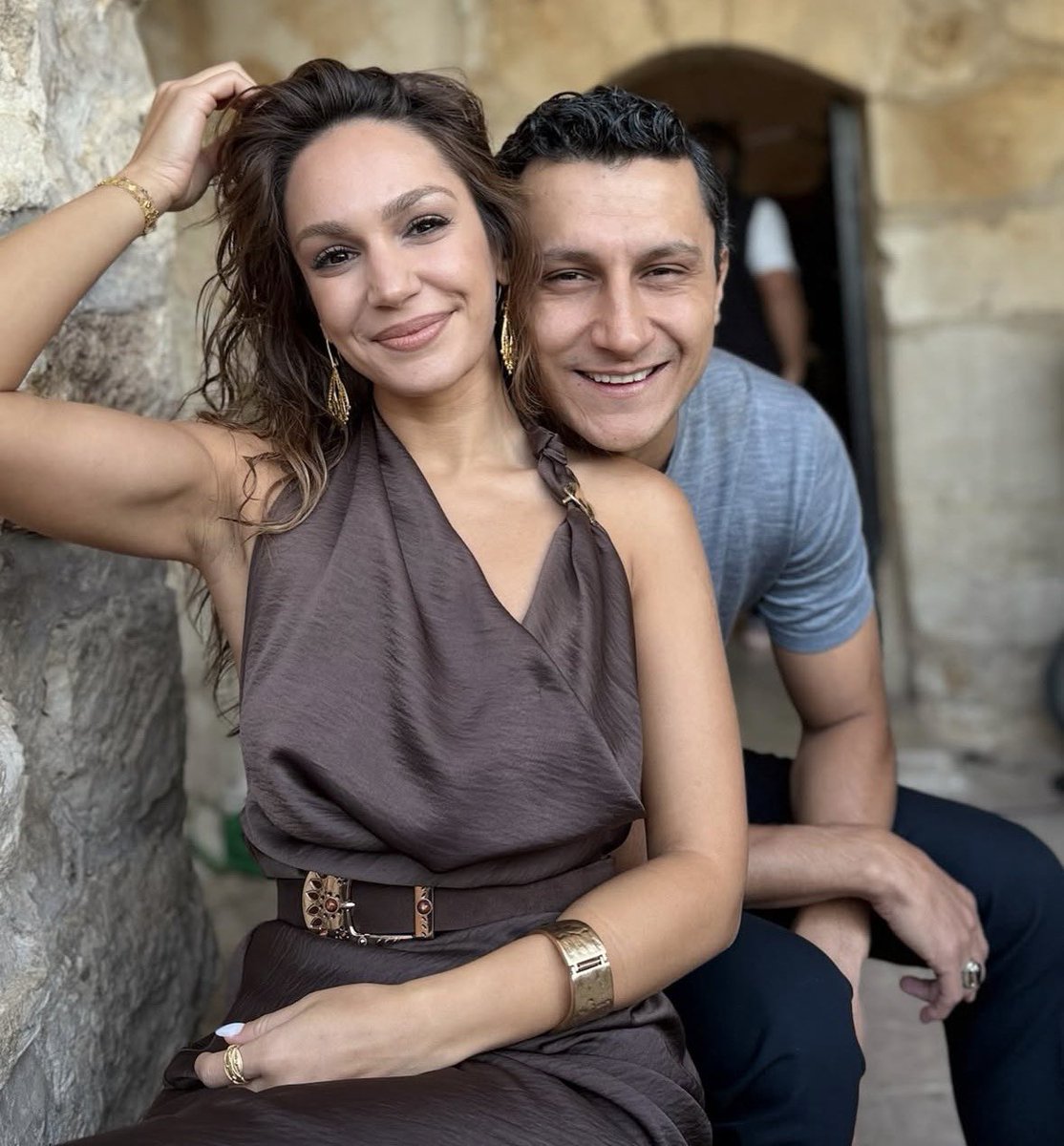 Partnercilik. :)
Sahra Şaş, Alper Çankaya...
#ŞahNar #UzakŞehir