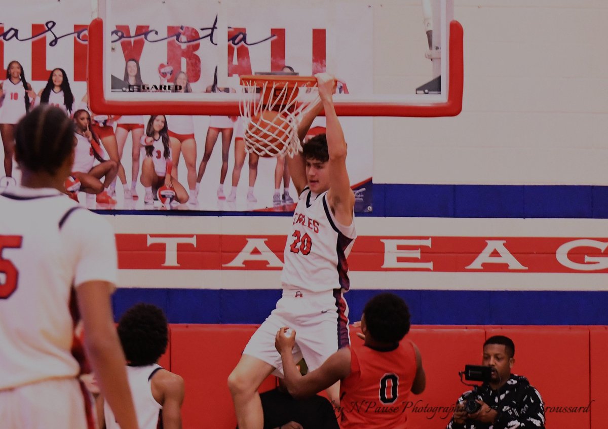 Hillory Broussard tweet media