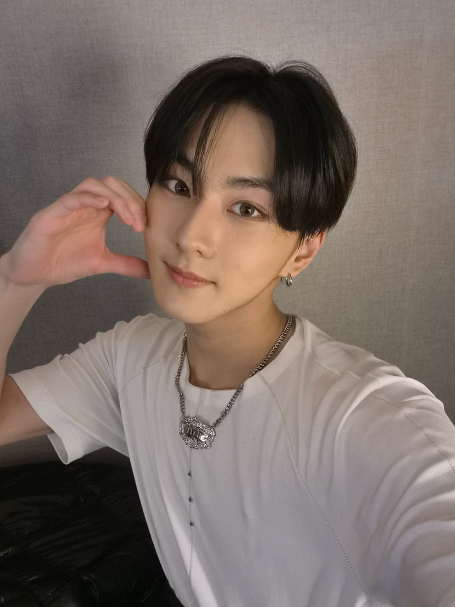 enhypenweverse's tweet image. [ #정원’s Post ] 260111

#JUNGWON: Everyone, let’s stay healthy~!!

@ENHYPEN_members @ENHYPEN #ENHYPEN #엔하이픈