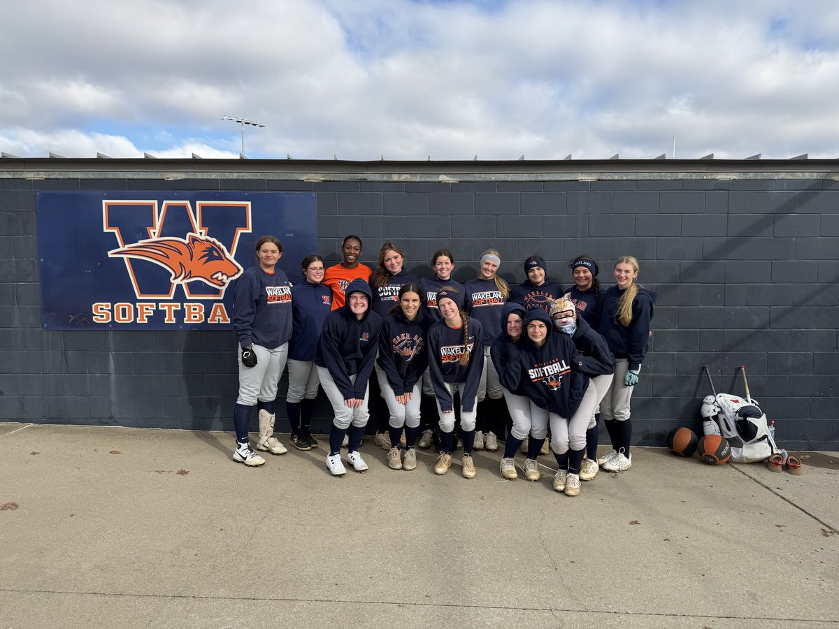 Wakeland Softball tweet media