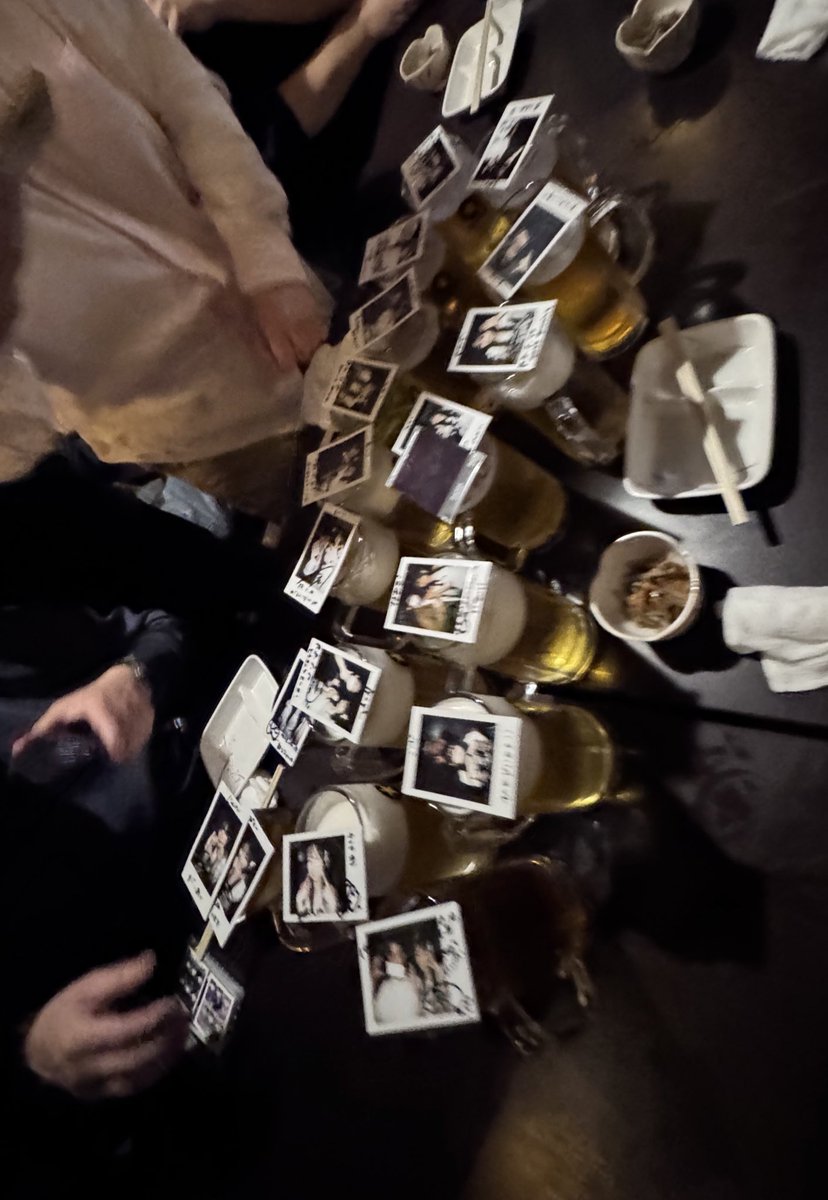 何億年ぶりかのおつふぃーる🍻
feelNEOのライブ楽しかったー！！！！！

久々はしゃいで電池切れ！
みなさんありがとうございました(^^)