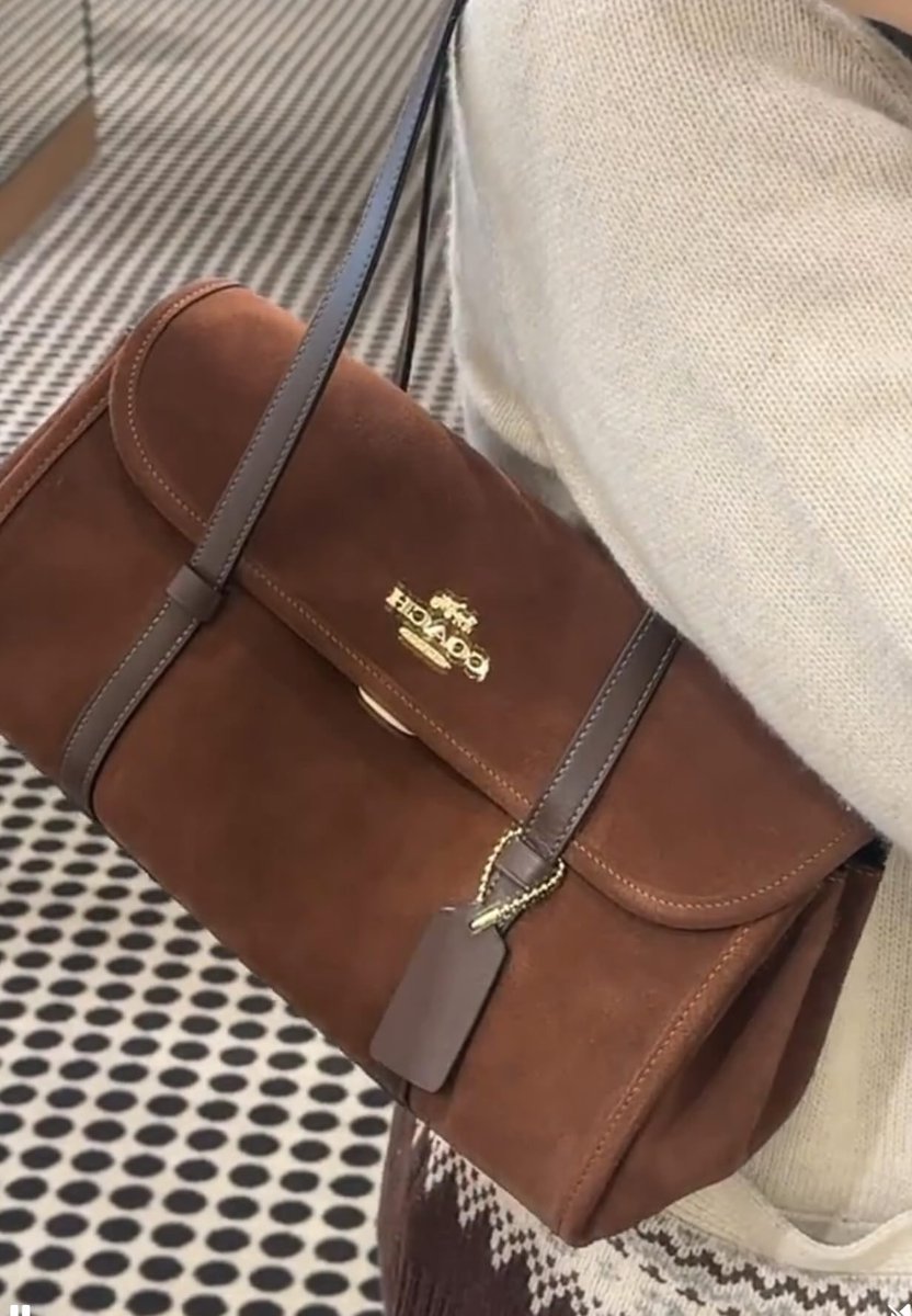 𝐜𝐨𝐚𝐜𝐡
1092 SR ❣️