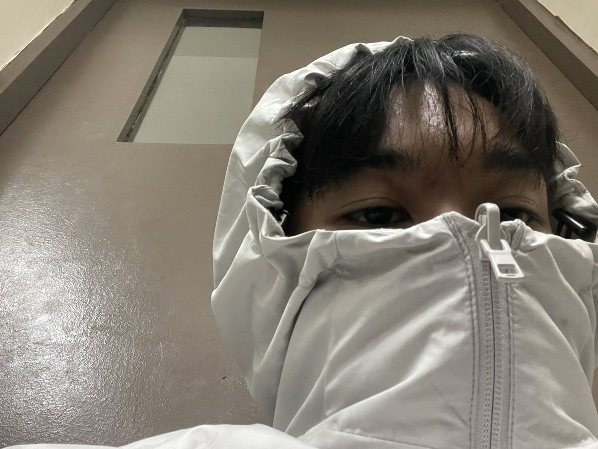 maakeoli's tweet image. new chapter ‧ moot hunt !
t. #studytwt #promotwt #moots 

⋆  19+  he / him 
⋆  bs physical therapy
⋆  student log motivation
⋆  flowers ‧ roblox ‧ frieren

like / rt to be moots.