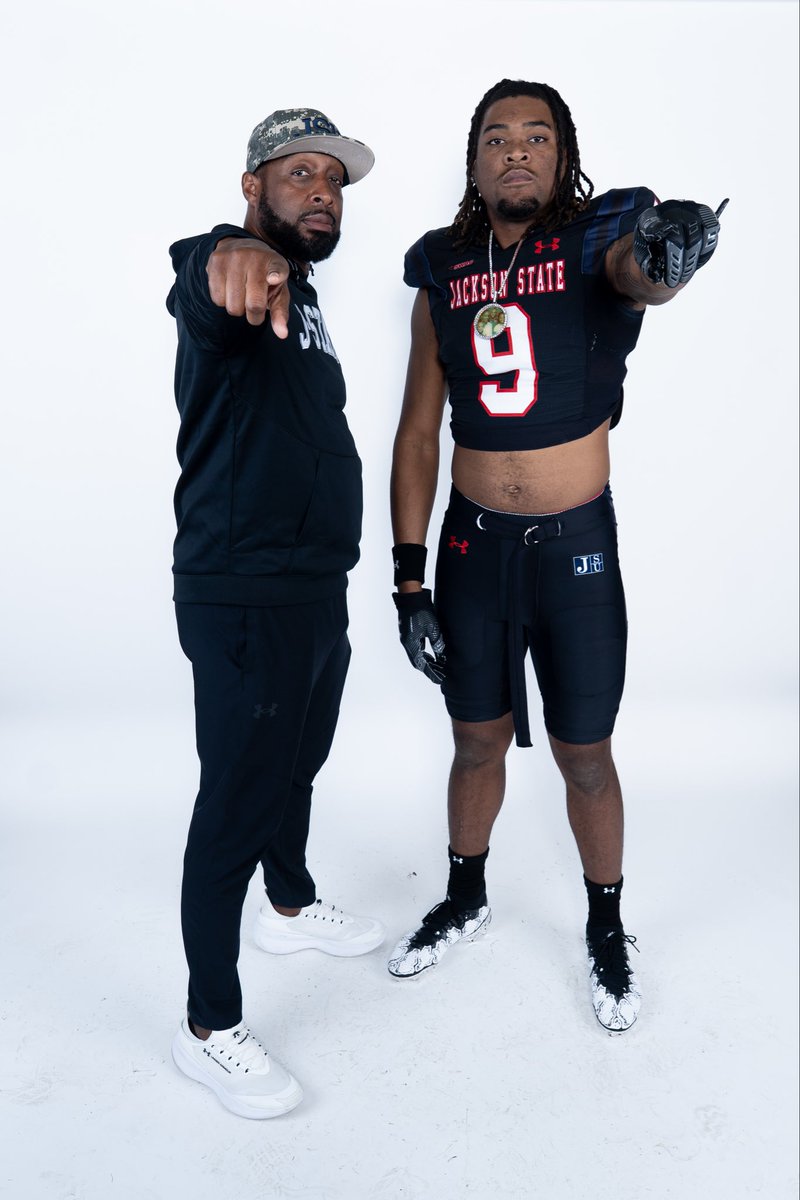 Chop Clayton💙 tweet media