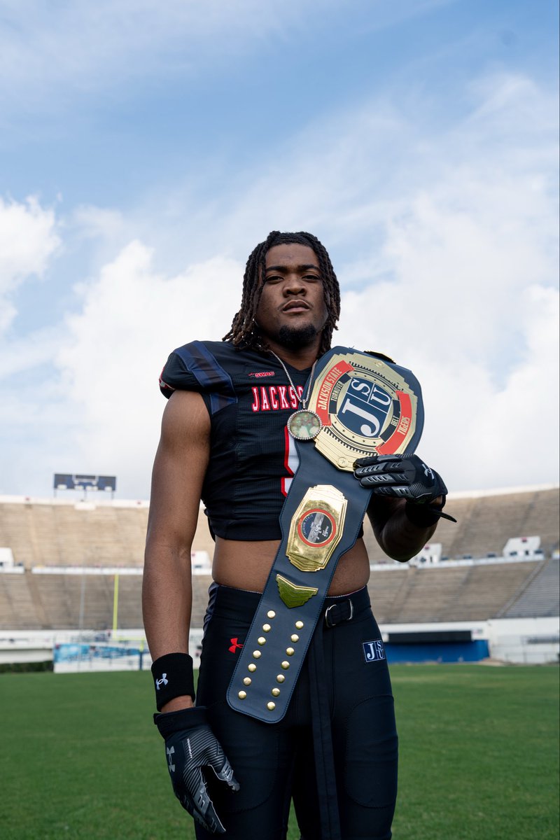 Chop Clayton💙 tweet media