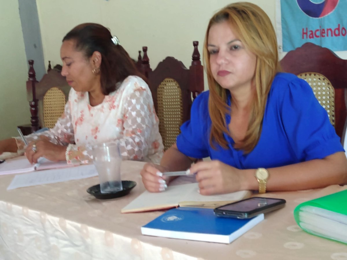 CMKXDigital's tweet image. Desarrollan en el municipio #Pilón de Granma, Coloquio sobre la vida y obra de Celia Sánchez Manduley 
#ProvinciaGranma
#Cuba 

Vía @Jorge Luis Arias Morales periodista de @CMKXDigital