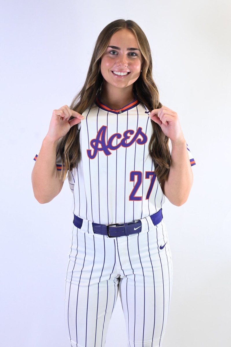 UEAthletics_SB's tweet photo. The countdown to first pitch continues! Only 27 days until first pitch so, let’s get to know junior infielder Brooke Voss! 🥎

Why did you choose to play softball at UE? 
- I loved the campus and it felt like a place I could thrive at

#GoAces💜 https://t.co/HAJLqadtYw