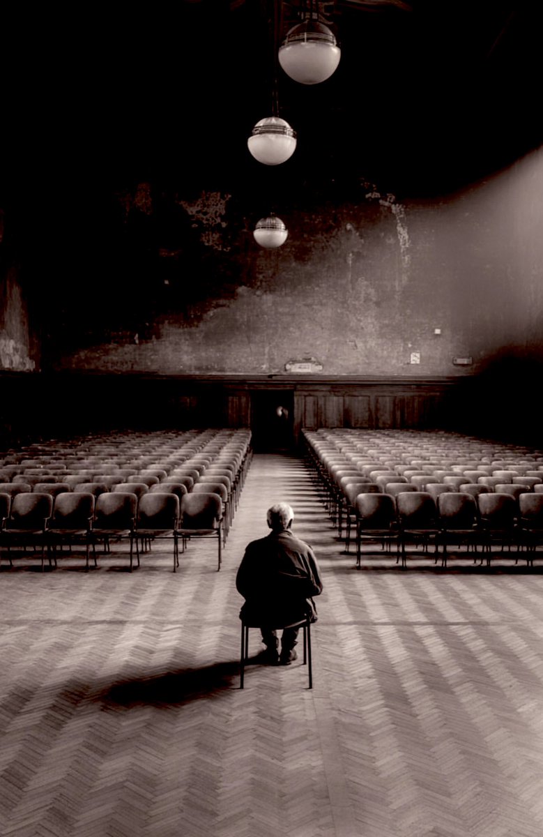 اصبر، فكل حقيقة تحتاج وقتها لتظهر🙏🏻