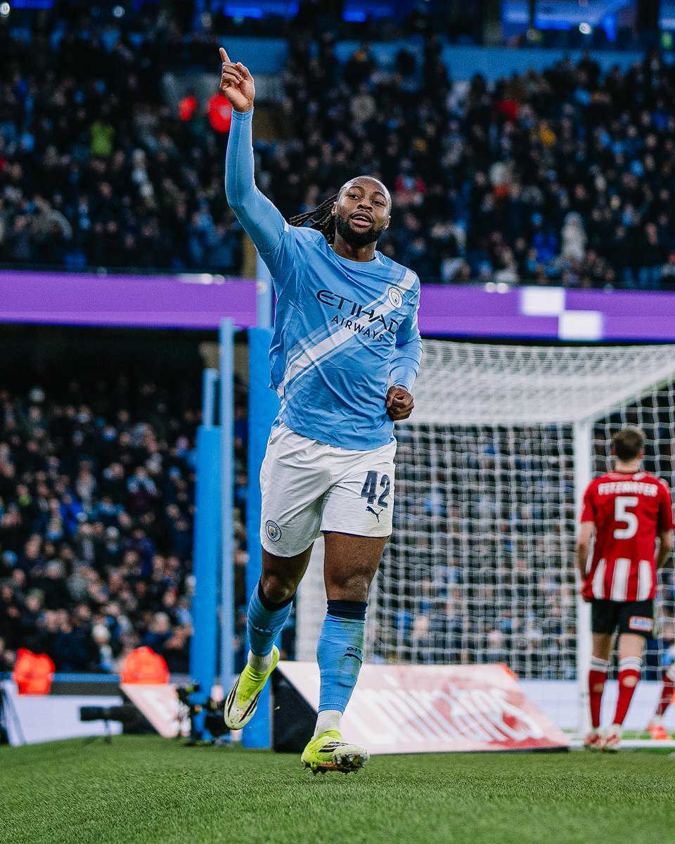 ManCityUS's tweet image. Ladies and gentlemen, Antoine Semenyo.