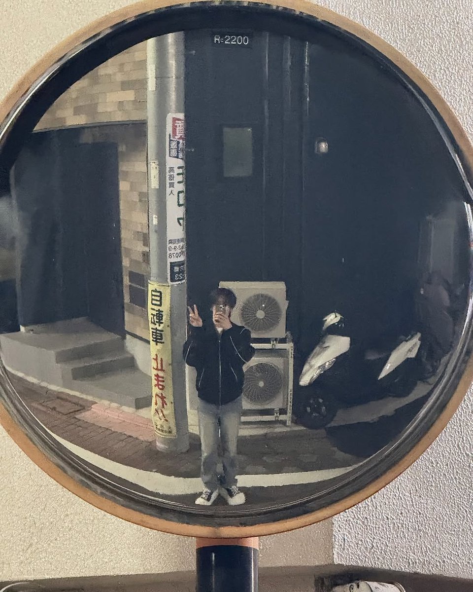 fconquer's tweet image. ... / 🌃
street at night and one camera shot.