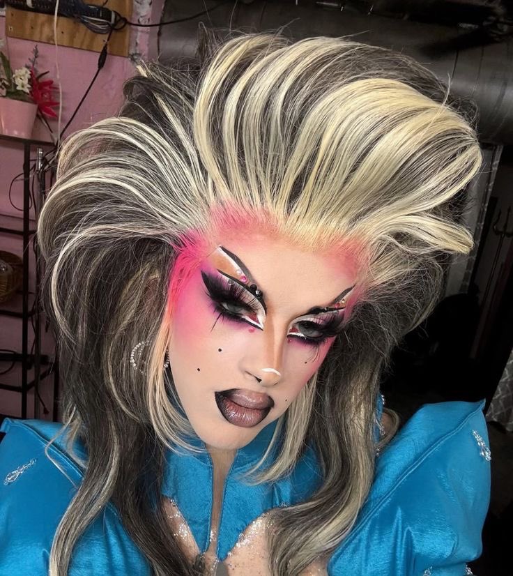 floptrina5000's tweet image. this mug was so severe i hope she never puts that blush down