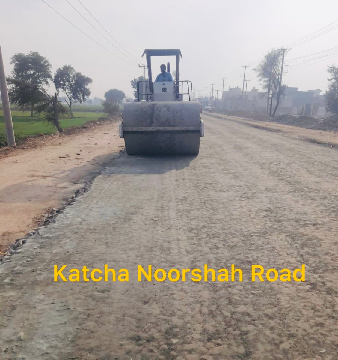 Carpeting of major roads underway in Sahiwal City.