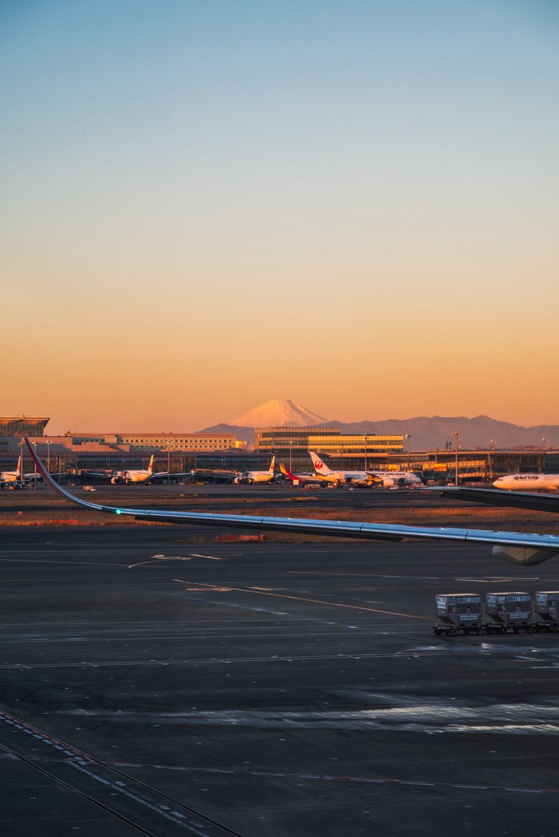 daonichanglife's tweet photo. Tokyo Haneda Airport 
#tokyo https://t.co/2AbyDFSRxr