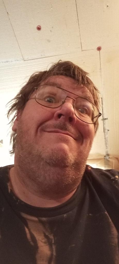 Moranda-Media tweet media