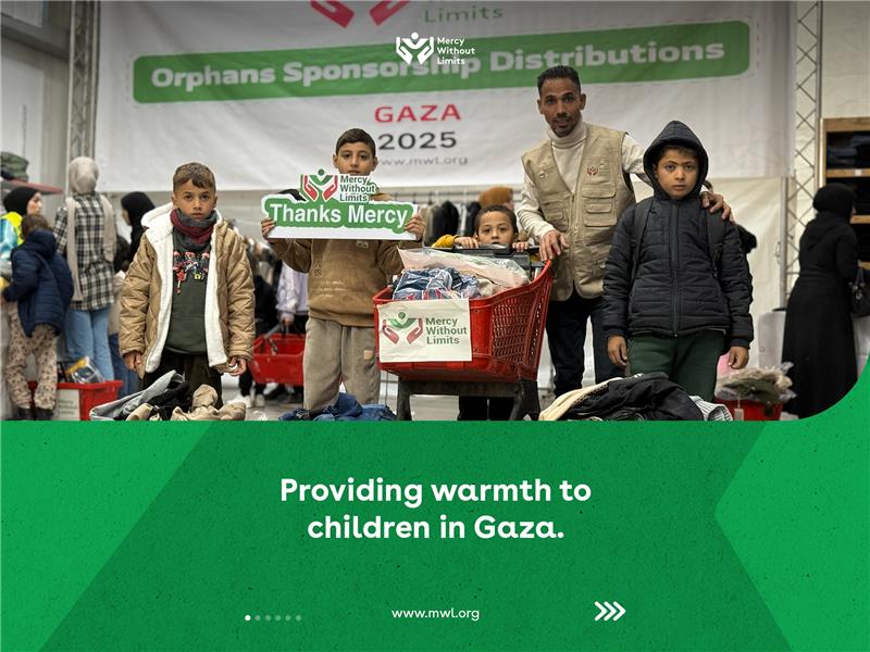 MWlimits's tweet image. Winter kits are reaching children in Gaza, providing warm clothing during the cold season. These distributions help families meet urgent needs and protect children during difficult winter conditions. #MWLimits