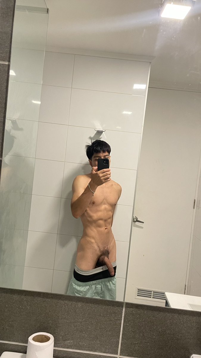 r_joy0's tweet photo. Solo por una hora 😏 https://t.co/FjJedmceI1