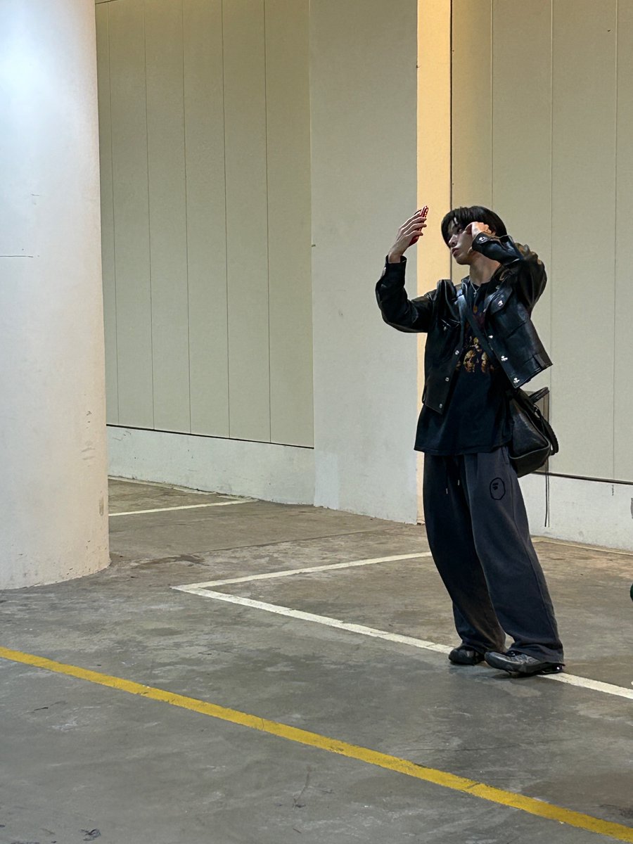 ARCH23IVES's tweet image. 260111 🥐🌌

today we appeared at the golden disc awards for the first time in almost a year, and thanks to so many artists and fans, it was really fun. also we even received an award, so i was really, really happy. this year, NCT WISH is going to work incredibly hard, so i hope…