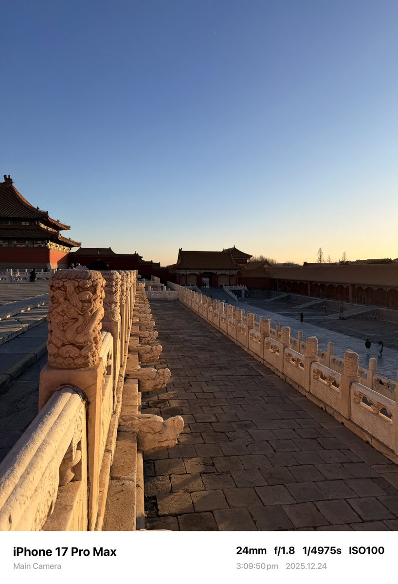 jacccckie1's tweet photo. Beijing ✨ https://t.co/5Bi1Yn8zzF