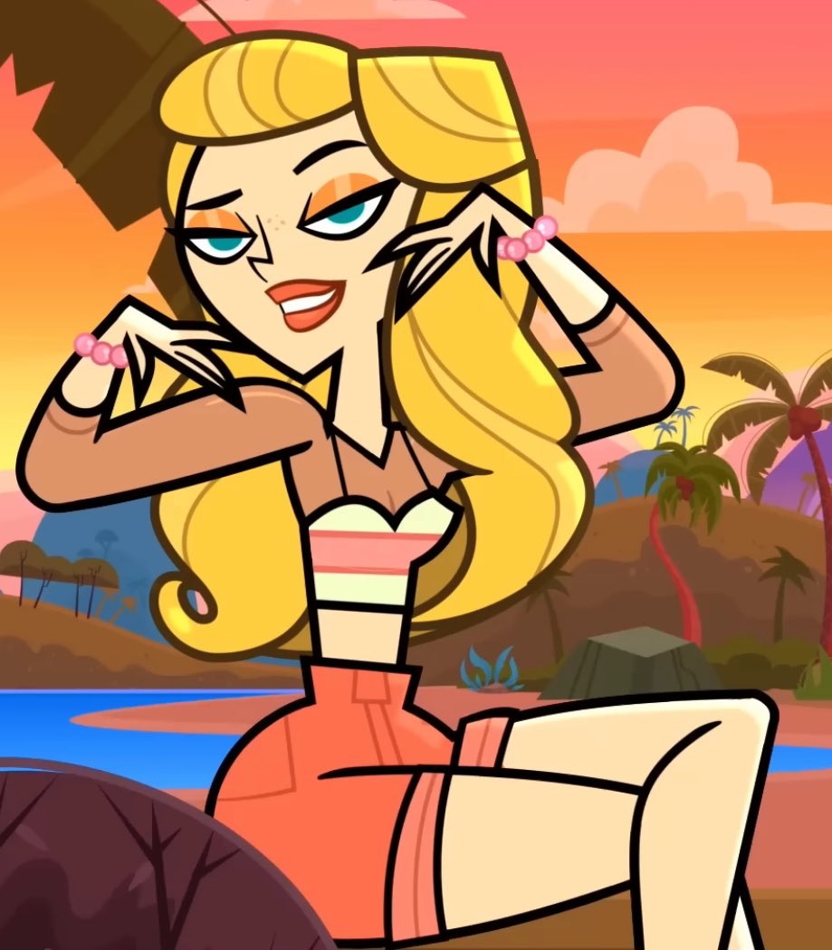 lorapintora's tweet image. i need this duo NOWWW (frienemies vibes??)