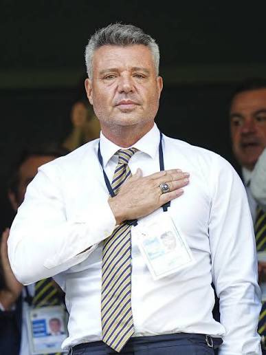 mozes1907's tweet image. Maça yetiştirdi.         Bit pazarını bekledi