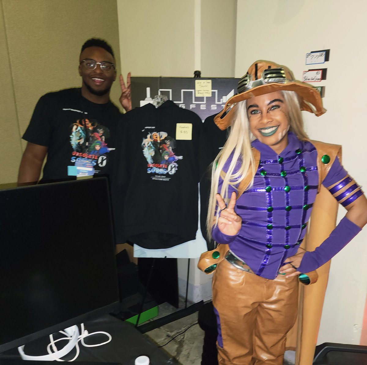 The vibes keep rollin' at MAGFest! Late night Friday into early morning Saturday! Swing by Quickplay booth no.2 for a free shirt! 🇭🇹👕🎮
Great cosplayers this weekend! 🔥
#magfest #obsoletesouls #dennelcake #indiegame #indiedev