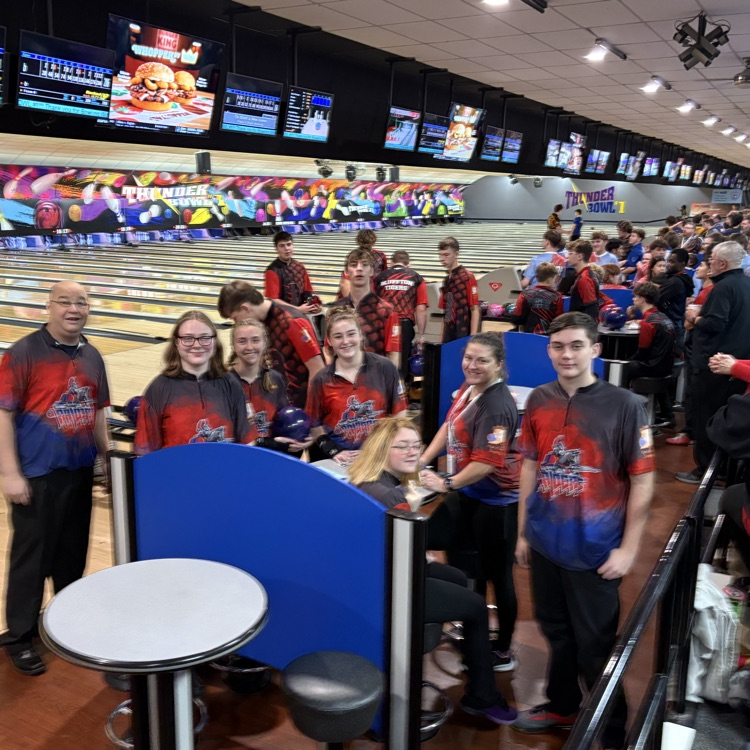 SWCS_Raiders's tweet image. Enjoying Bowling Sectional today!  Go Raiders!