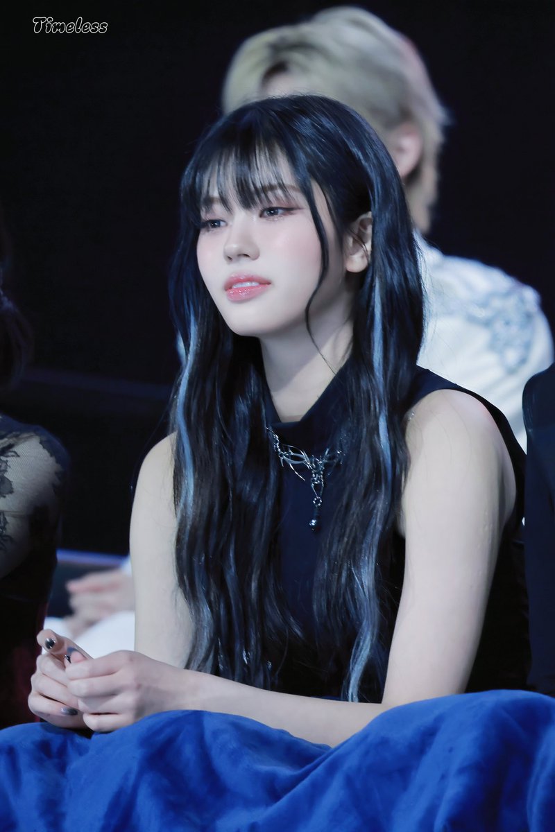 she’s so WOW

#KOKO #코코 #ココ